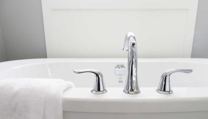 Come sostituire una vasca da bagno a bologna easy talk Come sostituire una vasca da bagno
